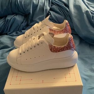 alexander mcqueen maculate